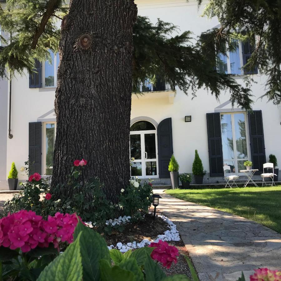 B&B Villa Prestigio Novi Ligure Esterno foto
