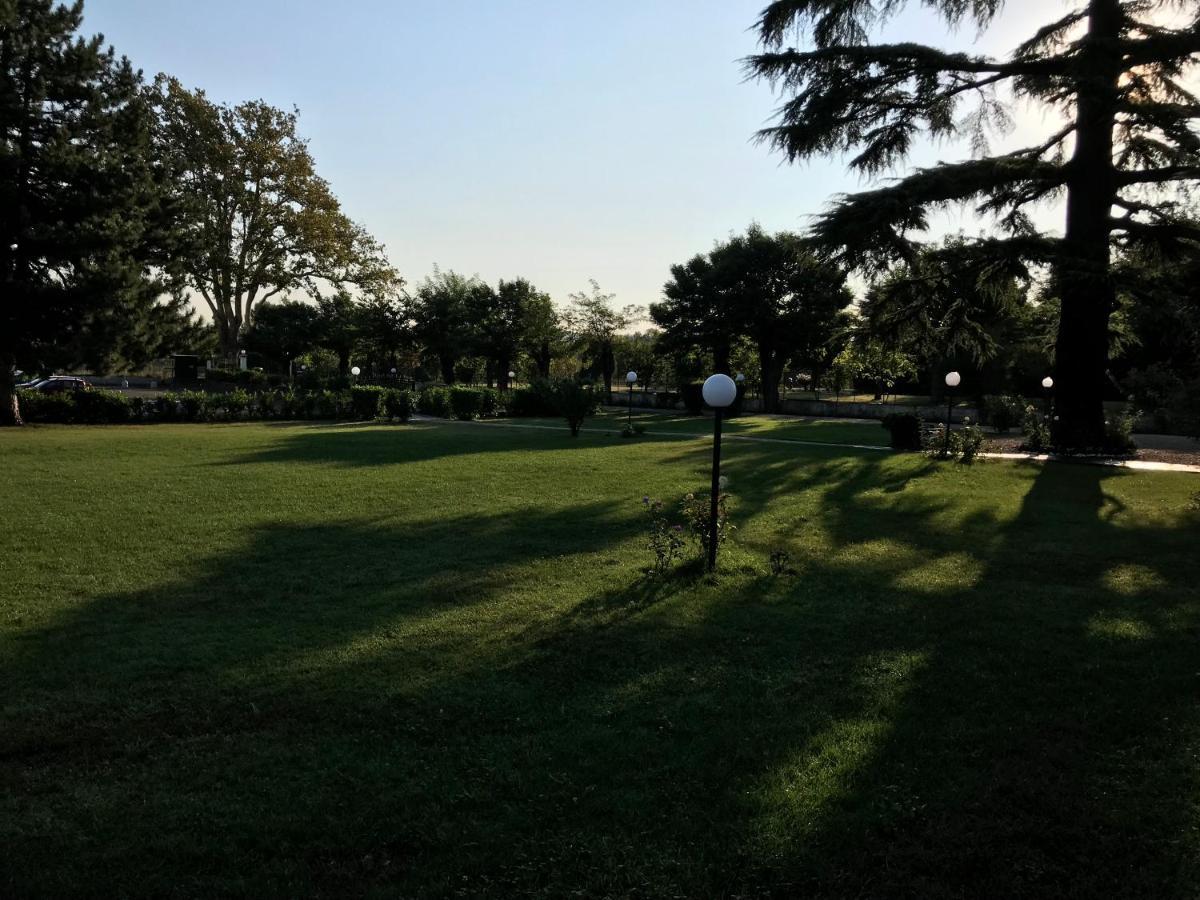 B&B Villa Prestigio Novi Ligure Esterno foto