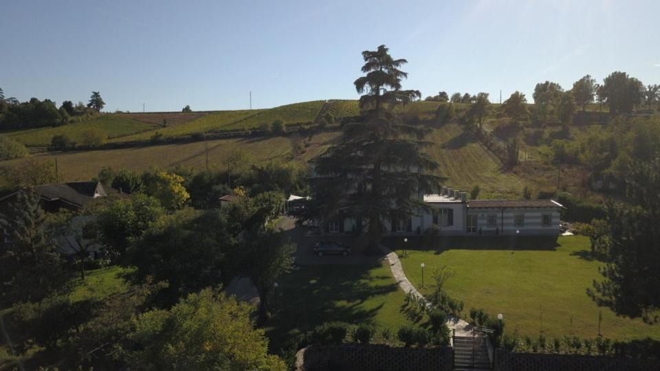 B&B Villa Prestigio Novi Ligure Esterno foto